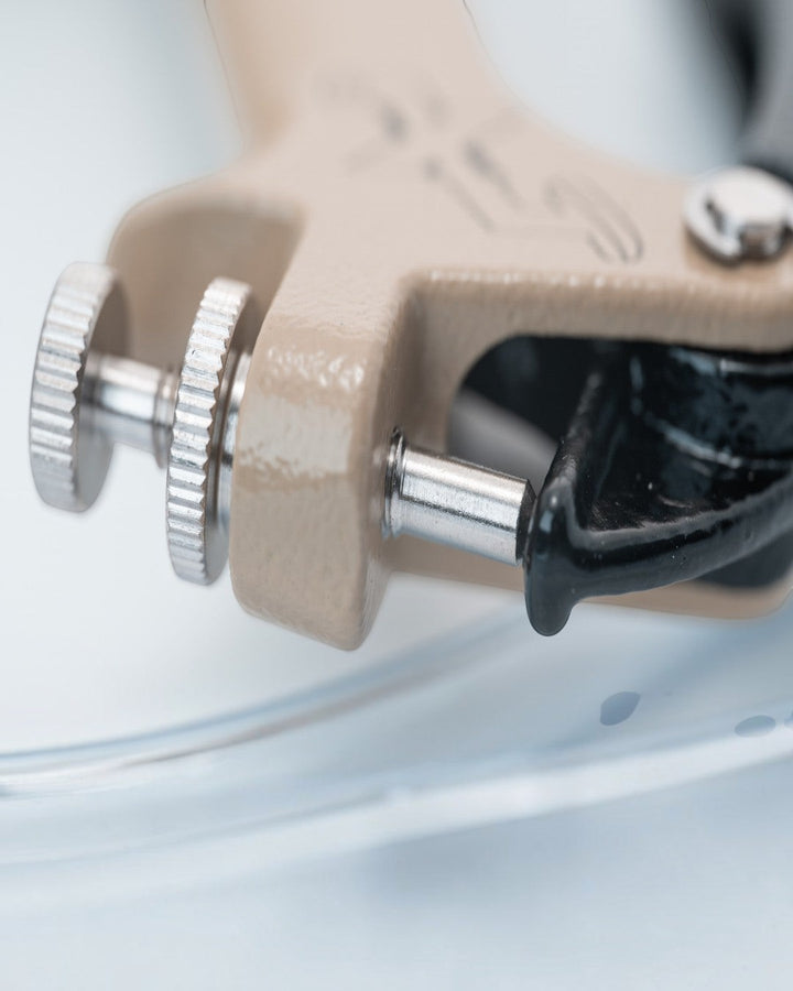 MaxProHD Brake &amp; Clutch Bleeder (Powder-coated Cast Aluminum) MaxPro HD Kit (no additional cap)