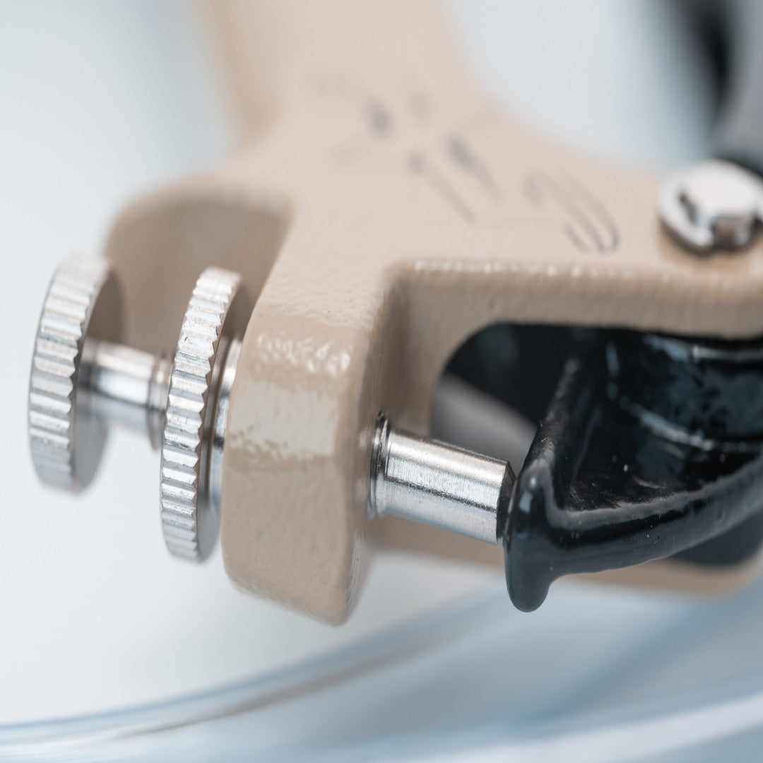 MaxProHD Brake & Clutch Bleeder (Powder-coated Cast Aluminum)